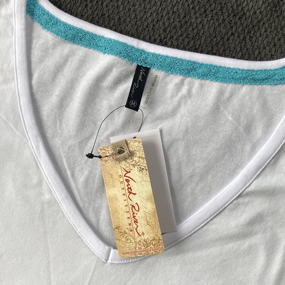 NWT North River Outfitters V-Neck, Tie-Dye T-Shirt - Picture 3 of 13